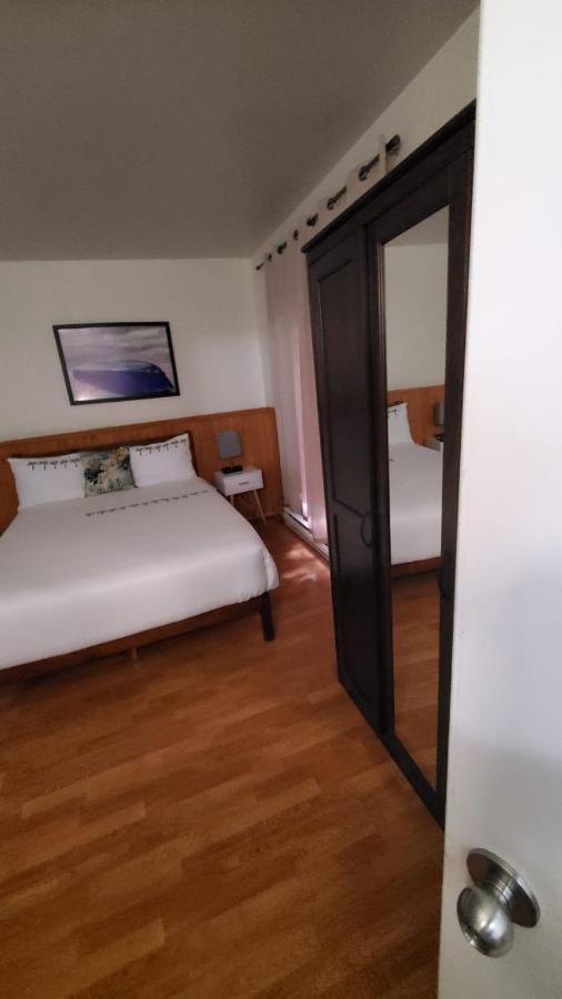 Hotel Fleurs Karaibes Saint-Alexandre-de-Kamouraska エクステリア 写真